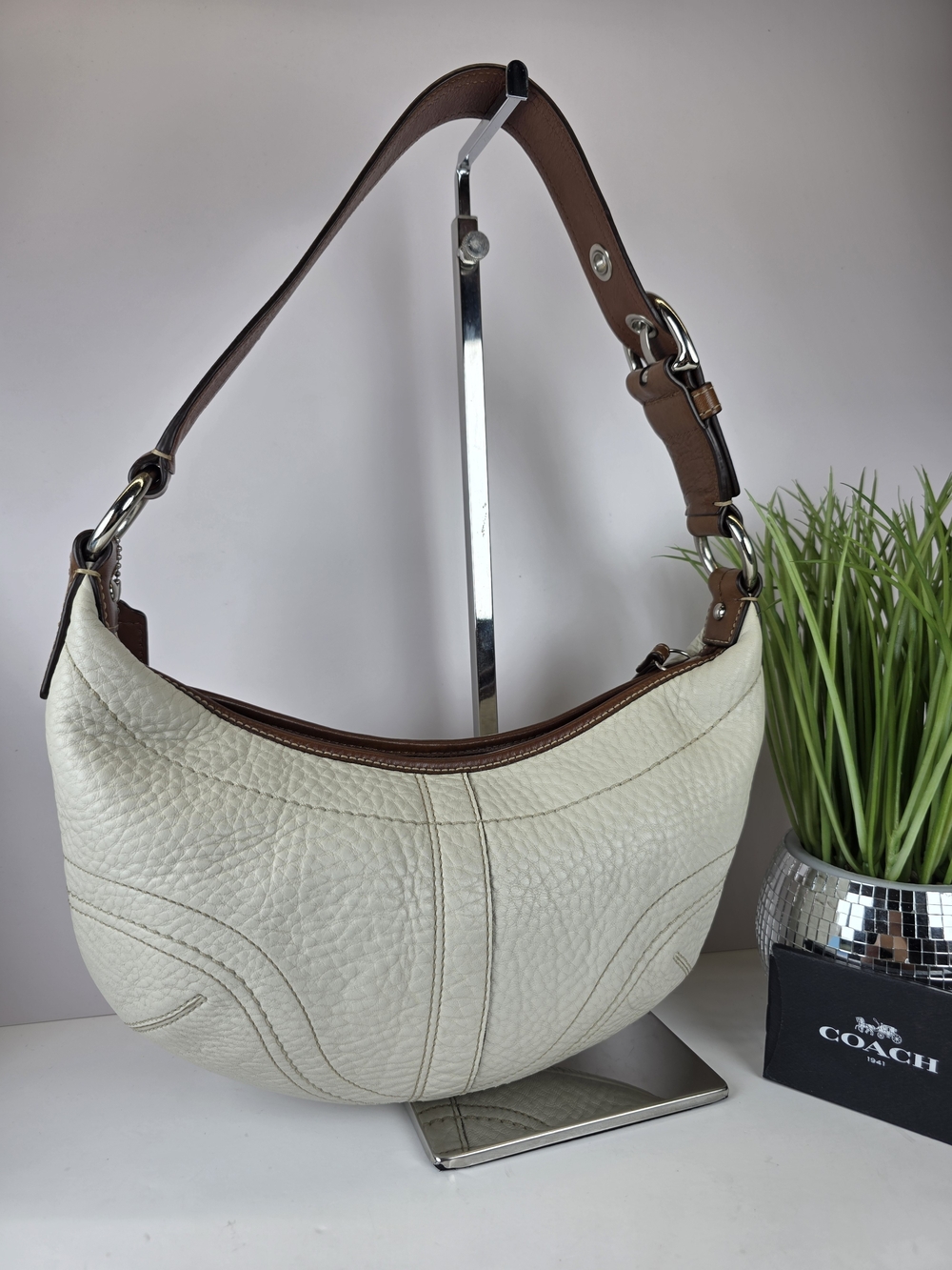 COACH Y2K Vintage Cream Soho Leather Hobo Shoulder Bag F12298 - Picture 6 of 11